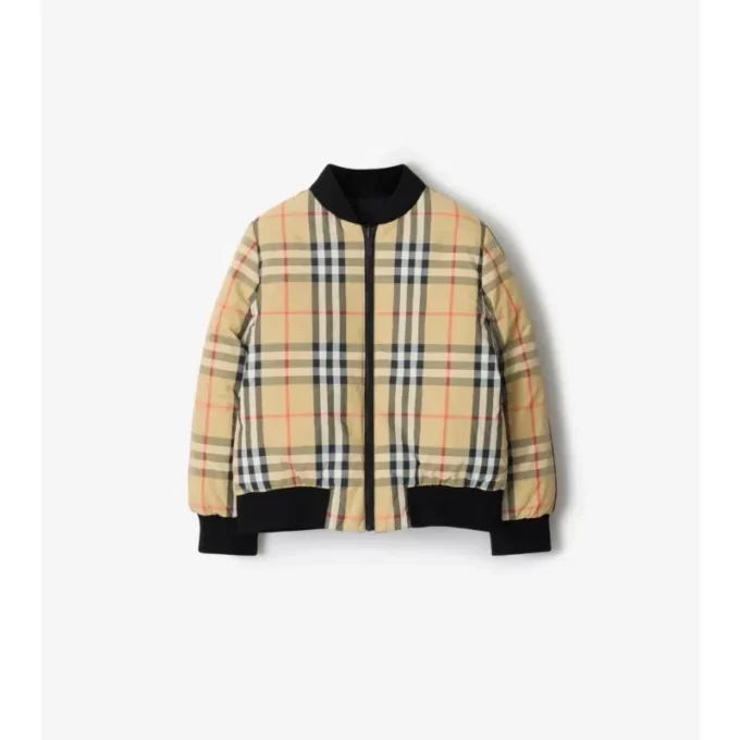 Avtagbar, varm nylonparkas Avtagbar, varm nylonparkas