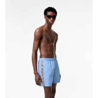 Badshorts med rutmönster