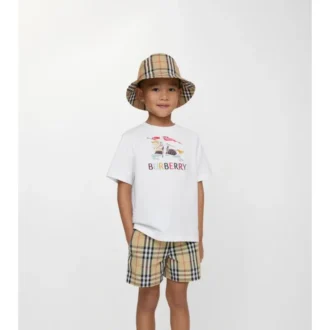 Badshorts med rutmönster