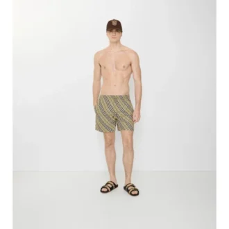 Badshorts med rutmönster
