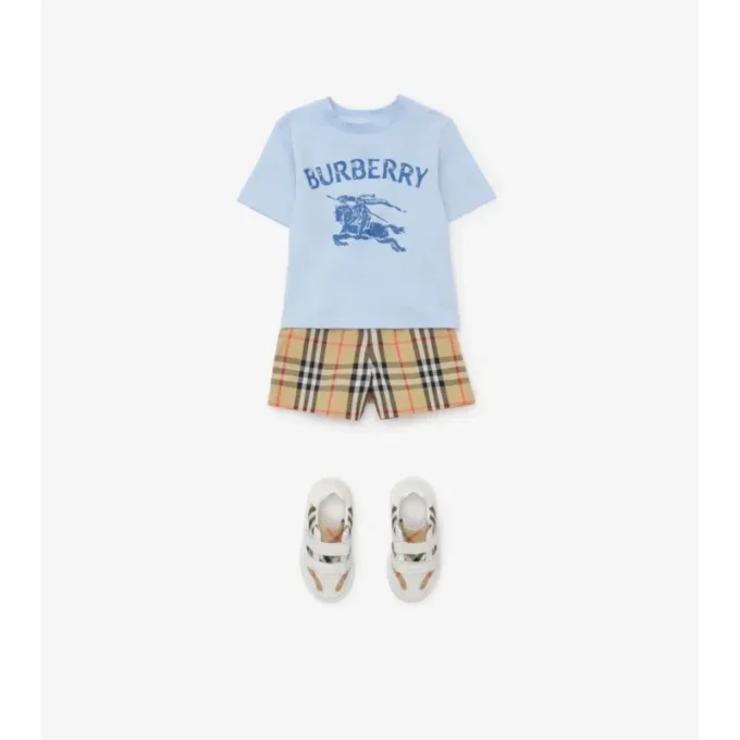 Badshorts med rutmönster Badshorts med rutmönster