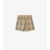 Badshorts med rutmönster Badshorts med rutmönster