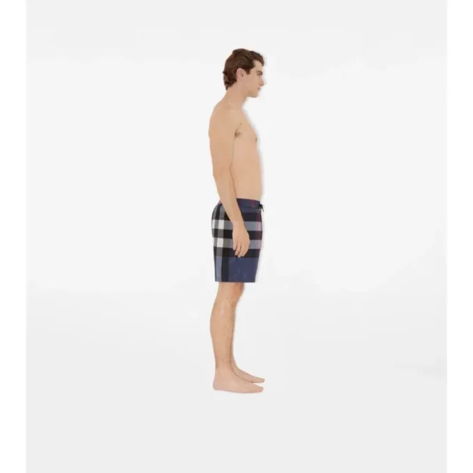 Badshorts med rutmönster Badshorts med rutmönster