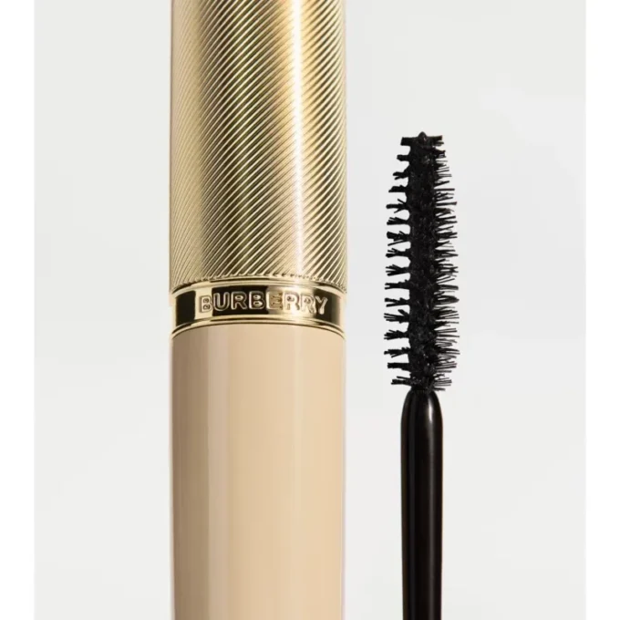 Beyond Volume Mascara – Intense Black No.01 Beyond Volume Mascara – Intense Black No.01