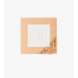 Beyond Wear Setting and Refining Powder – Medium