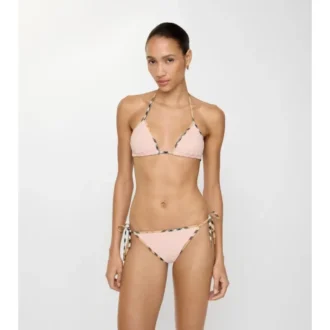 Bikinitopp med rutmönster