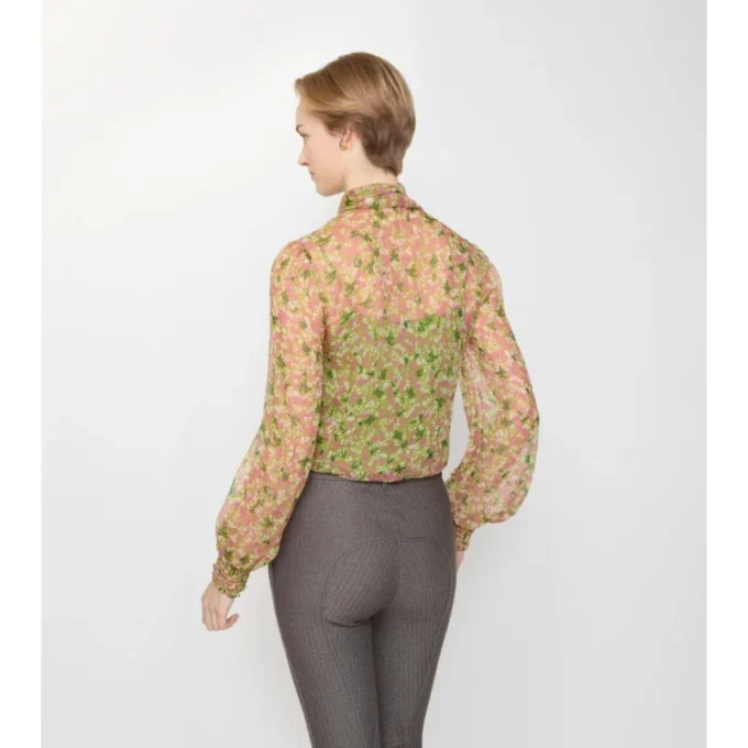 Blus i siden med små blommönster Blus i siden med små blommönster