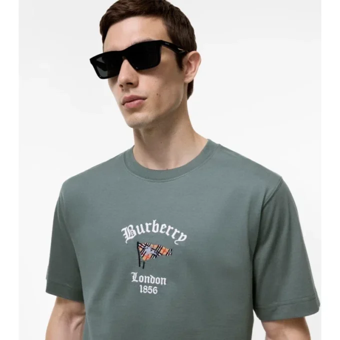 Bomullst-shirt med rutmönster Bomullst-shirt med rutmönster