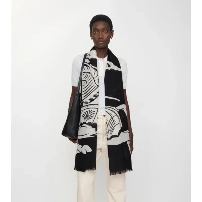Bred EKD-ullscarf Bred EKD-ullscarf