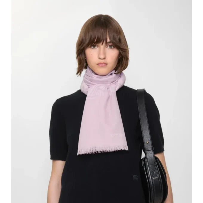 Bred EKD-ullscarf Bred EKD-ullscarf
