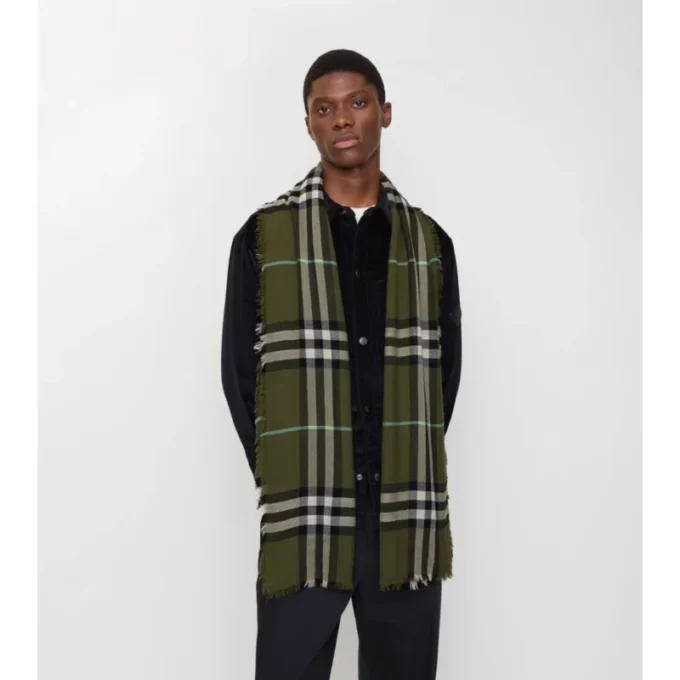 Bred rutig ullscarf Bred rutig ullscarf