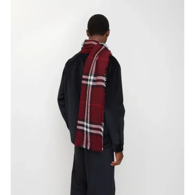 Bred rutig ullscarf Bred rutig ullscarf