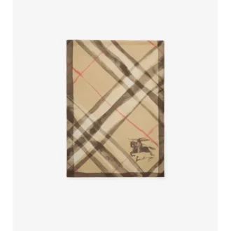 Bred silkescarf med akvarellmönster