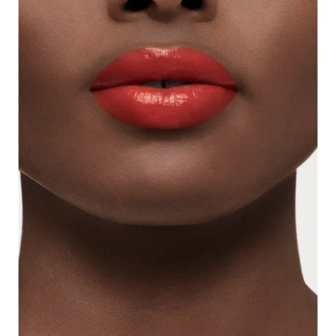 Burberry Brit Shine Lipstick – Russet No.93 Burberry Brit Shine Lipstick – Russet No.93
