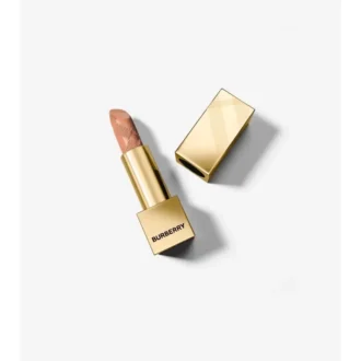 Burberry Kisses – Beige Trench No.01 Burberry Kisses – Beige Trench No.01