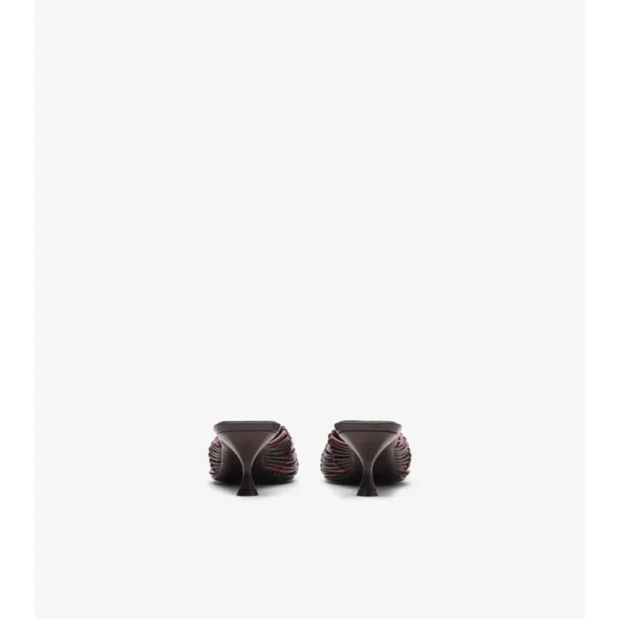 Cameo-mules i vävt läder med rutmönster Cameo-mules i vävt läder med rutmönster