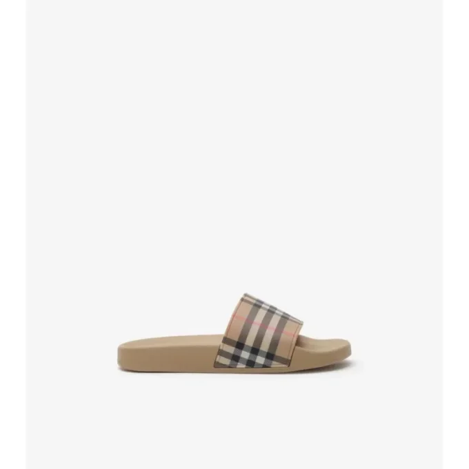 Check-sandaler