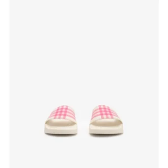 Check-sandaler