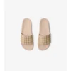 Check-sandaler Check-sandaler