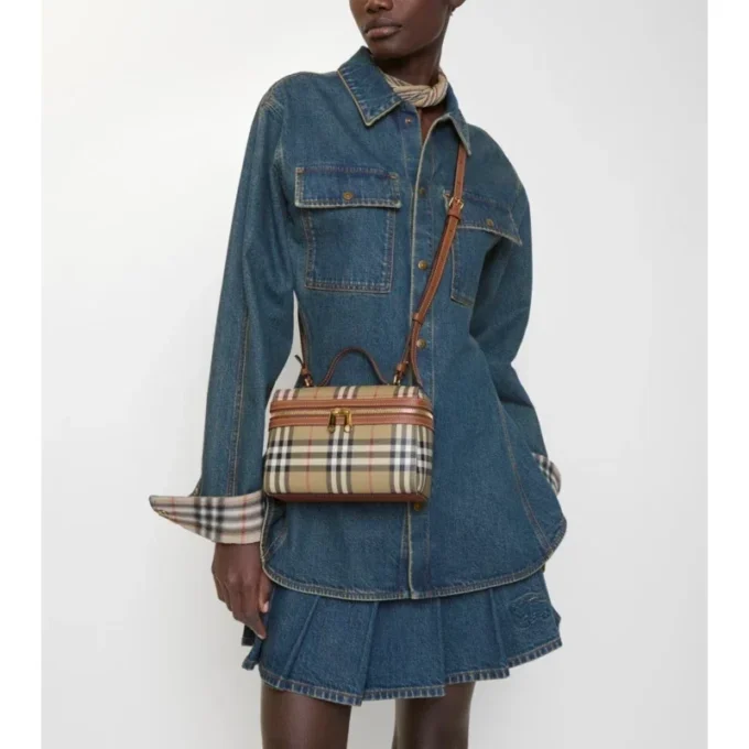 Check Vanity Bag Check Vanity Bag