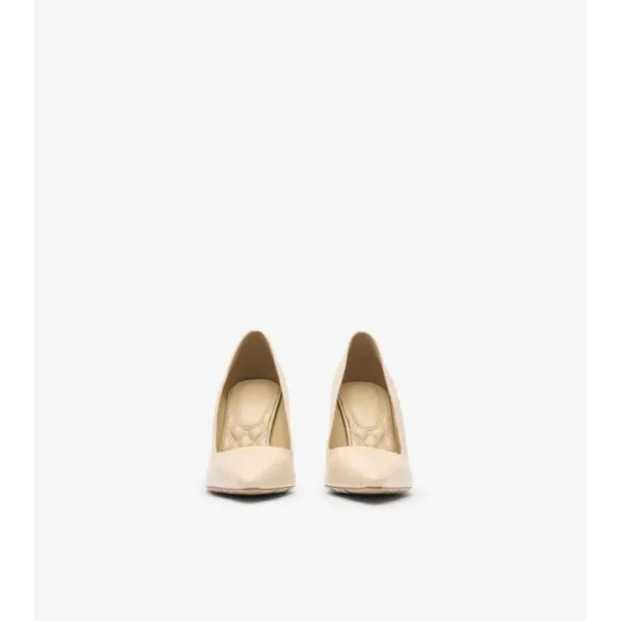 Dame-pumps i rutigt läder Dame-pumps i rutigt läder