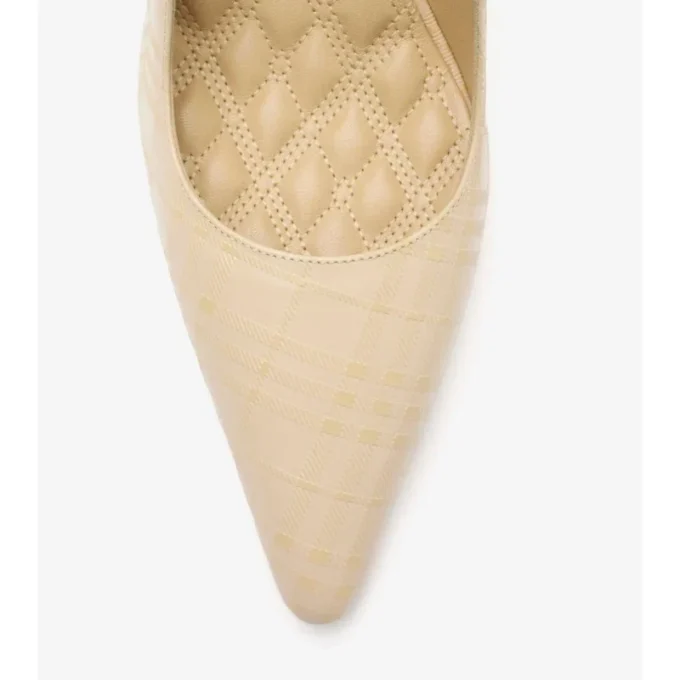 Dame-pumps i rutigt läder Dame-pumps i rutigt läder