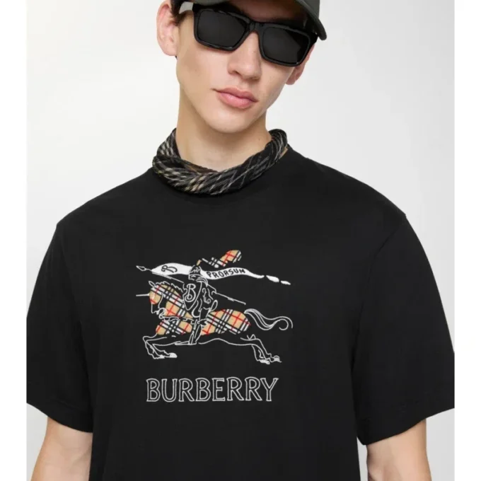 EKD Sketch T-shirt i bomull EKD Sketch T-shirt i bomull