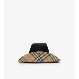 Gabardine-hatt med rutmönster Gabardine-hatt med rutmönster