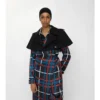 Gabardine-trenchcoat med cape Gabardine-trenchcoat med cape