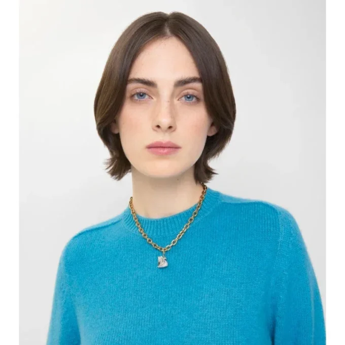 Halsband med berlocker Halsband med berlocker
