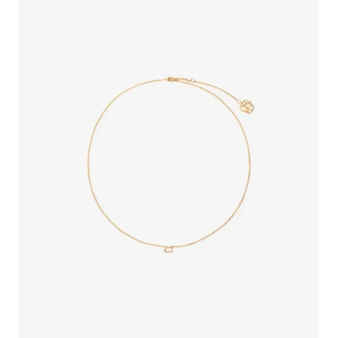 Halsband med charm och fin kedja Halsband med charm och fin kedja
