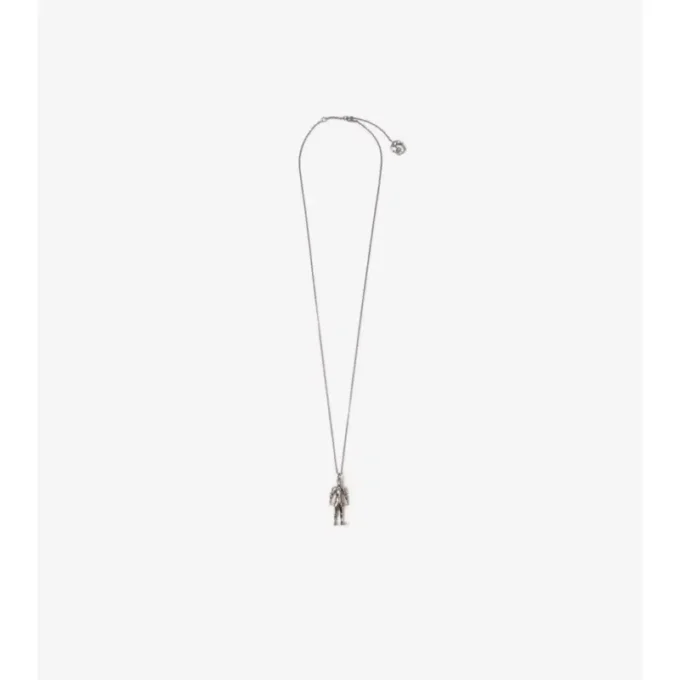 Halsband med riddarberlock
