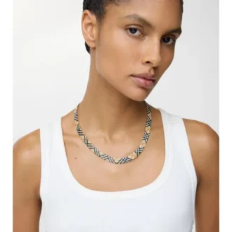 Halsband med rutmönster Halsband med rutmönster