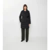 Halvlang pufferjacka i nylon med huva Halvlang pufferjacka i nylon med huva
