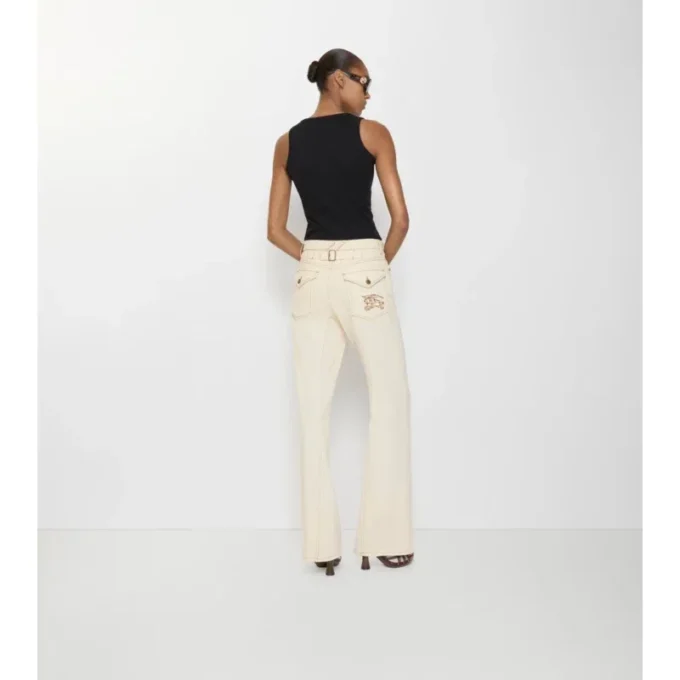 Högmidjade bootcut-jeans Högmidjade bootcut-jeans