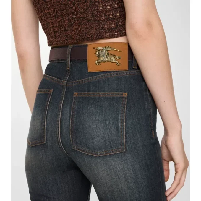 Högmidjade bootcut-jeans Högmidjade bootcut-jeans