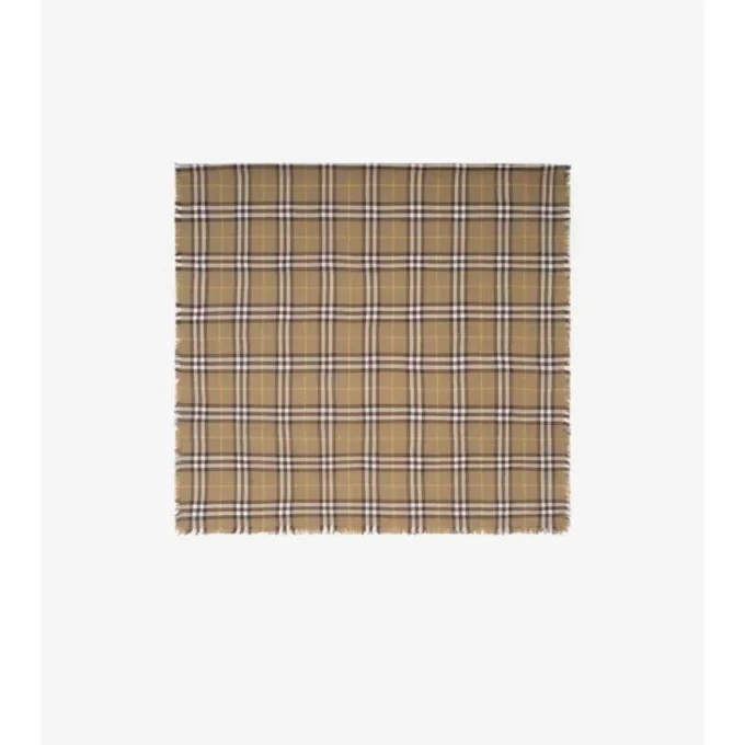 Kashmir- och silkescarf med rutmönster Kashmir- och silkescarf med rutmönster