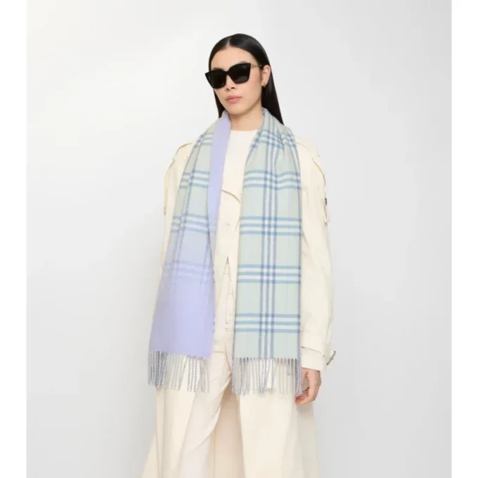 Kashmirscarf med gradientmönster Kashmirscarf med gradientmönster