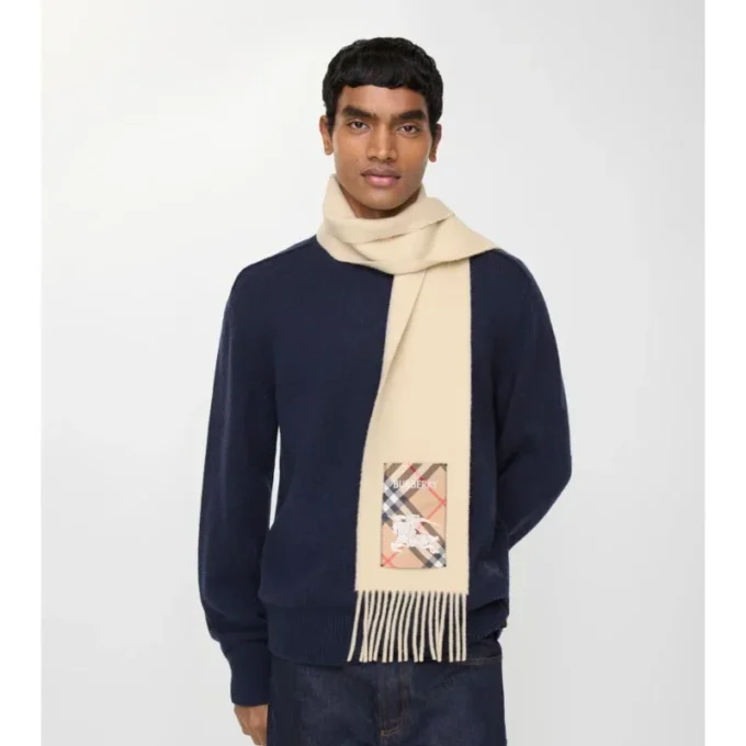 Kashmirscarf med rutmönster Kashmirscarf med rutmönster