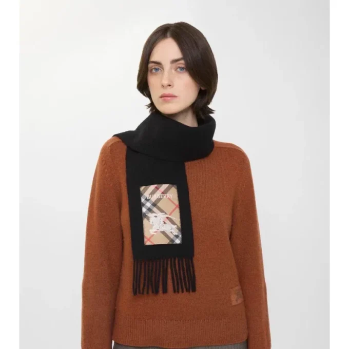 Kashmirscarf med rutmönster Kashmirscarf med rutmönster