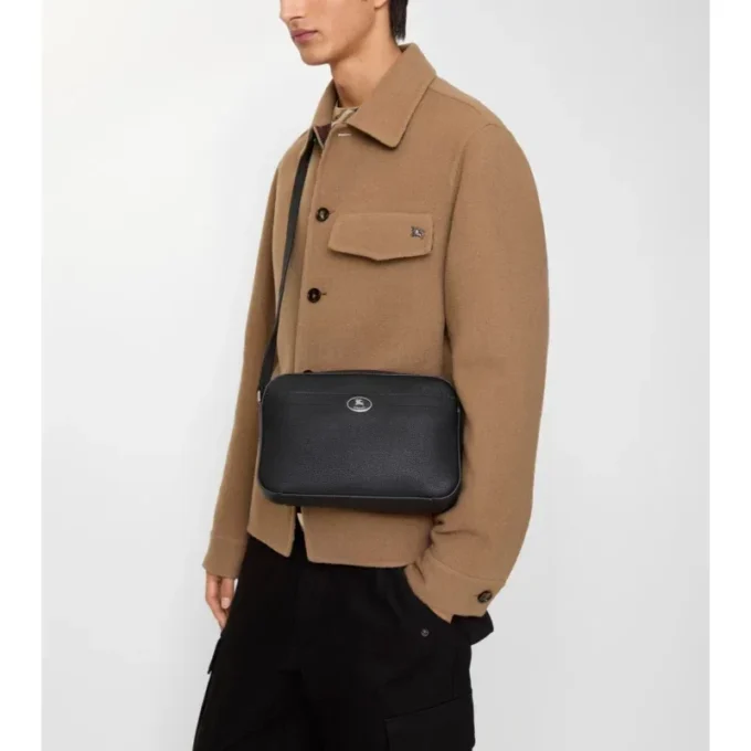 Knight Stamp crossbody-väska Knight Stamp crossbody-väska