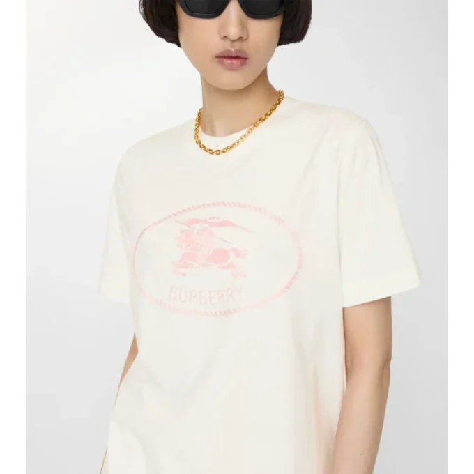 Knight Stamp-T-shirt i bomull Knight Stamp-T-shirt i bomull