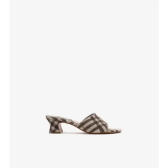 Kolla in Sloane-mules 