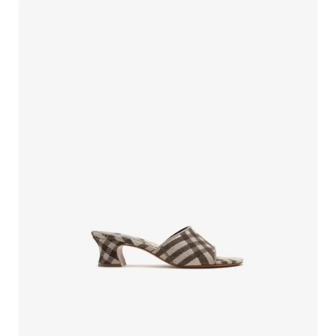 Kolla in Sloane-mules Kolla in Sloane-mules