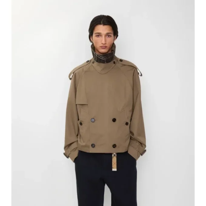 Kort gabardine-trenchcoat Kort gabardine-trenchcoat