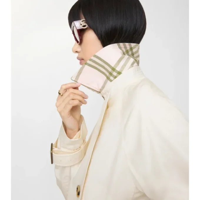 Kort, lätt Ladybrook-trenchcoat Kort, lätt Ladybrook-trenchcoat