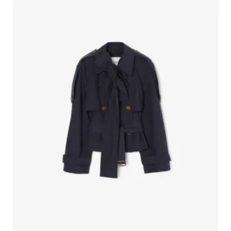 Kort trenchcoat i canvas från Trerose Kort trenchcoat i canvas från Trerose