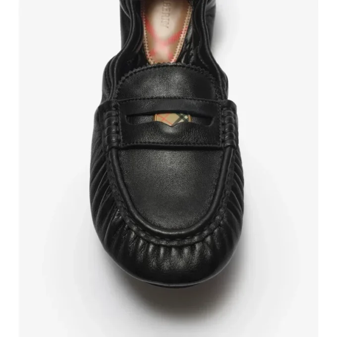 Läderloafers i fawn Läderloafers i fawn