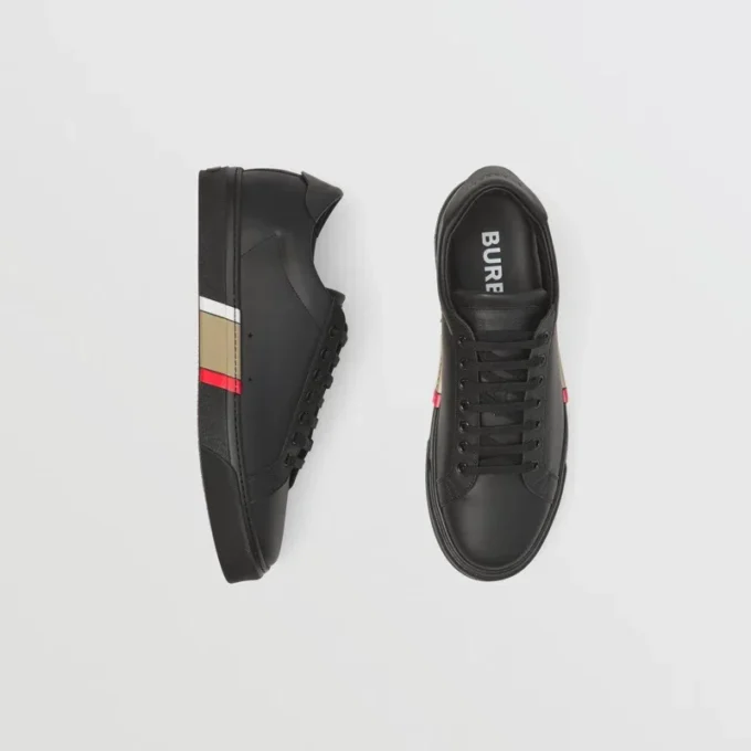 Lädersneakers med randiga detaljer Lädersneakers med randiga detaljer