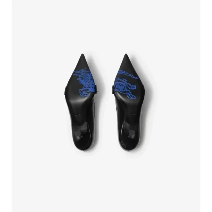 Låga pumps i läder från Cotswolds Låga pumps i läder från Cotswolds